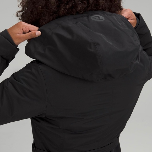 lululemon Apres It All Jacket - Picture 7 of 8